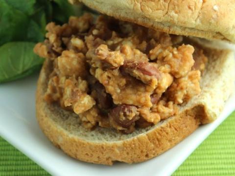 prepared turkey bean joes on a whole wheat bun