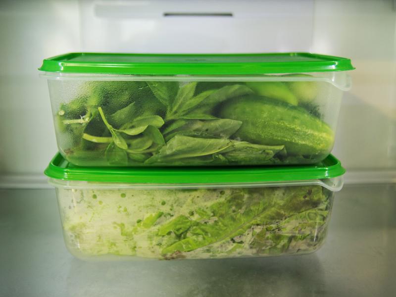 tupperware with leftovers