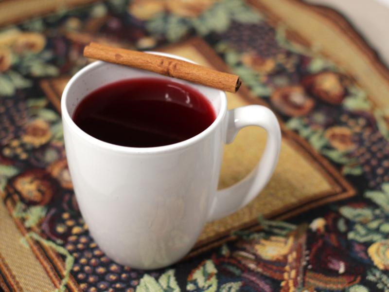 mug of cranberry apple cider