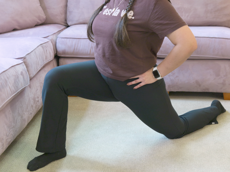 woman doing hip flexor stretch