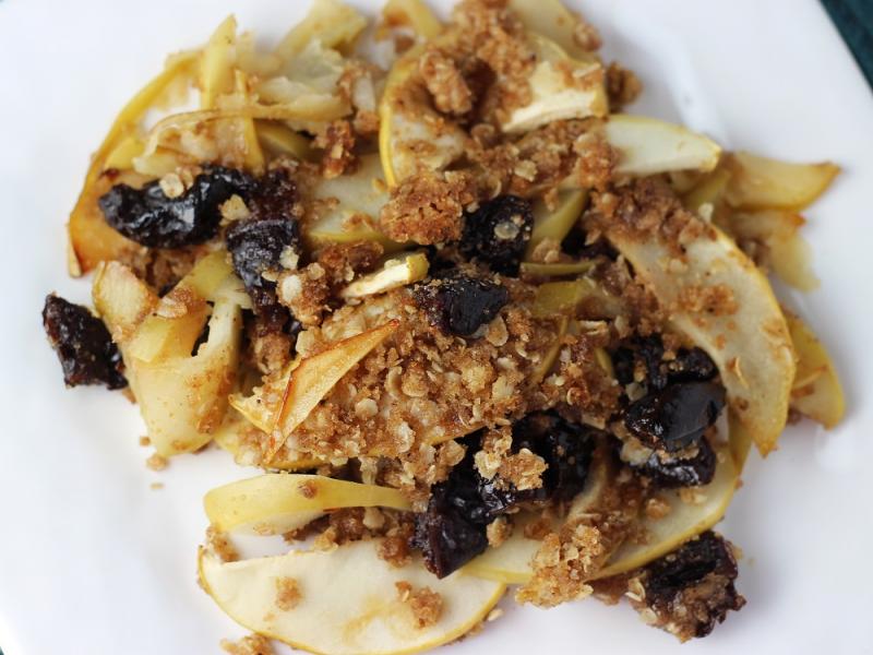 Apple Plum Crisp